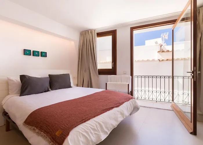 2-Bedroom Duplex Apartment